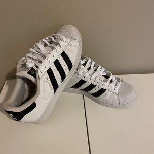 Womens Adidas Sneakers
